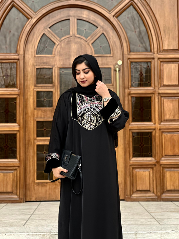 عبای فری سایز (مجلسی) زیپ شیردهی ، سوزندوزی رونیکا